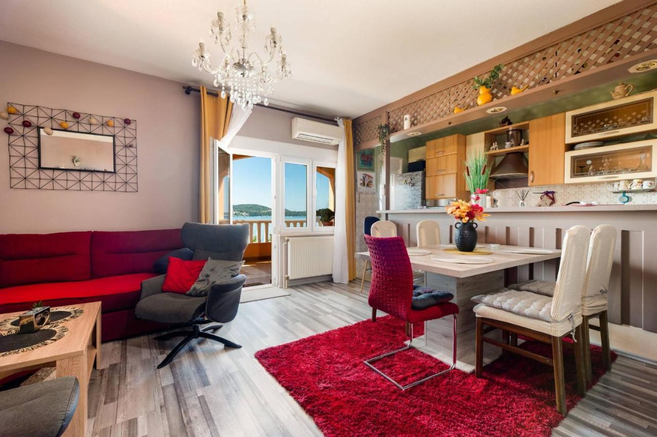 Apartment Lotus Трогир Экстерьер фото