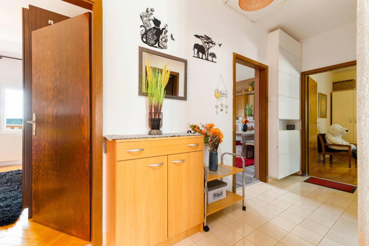 Apartment Lotus Трогир Экстерьер фото